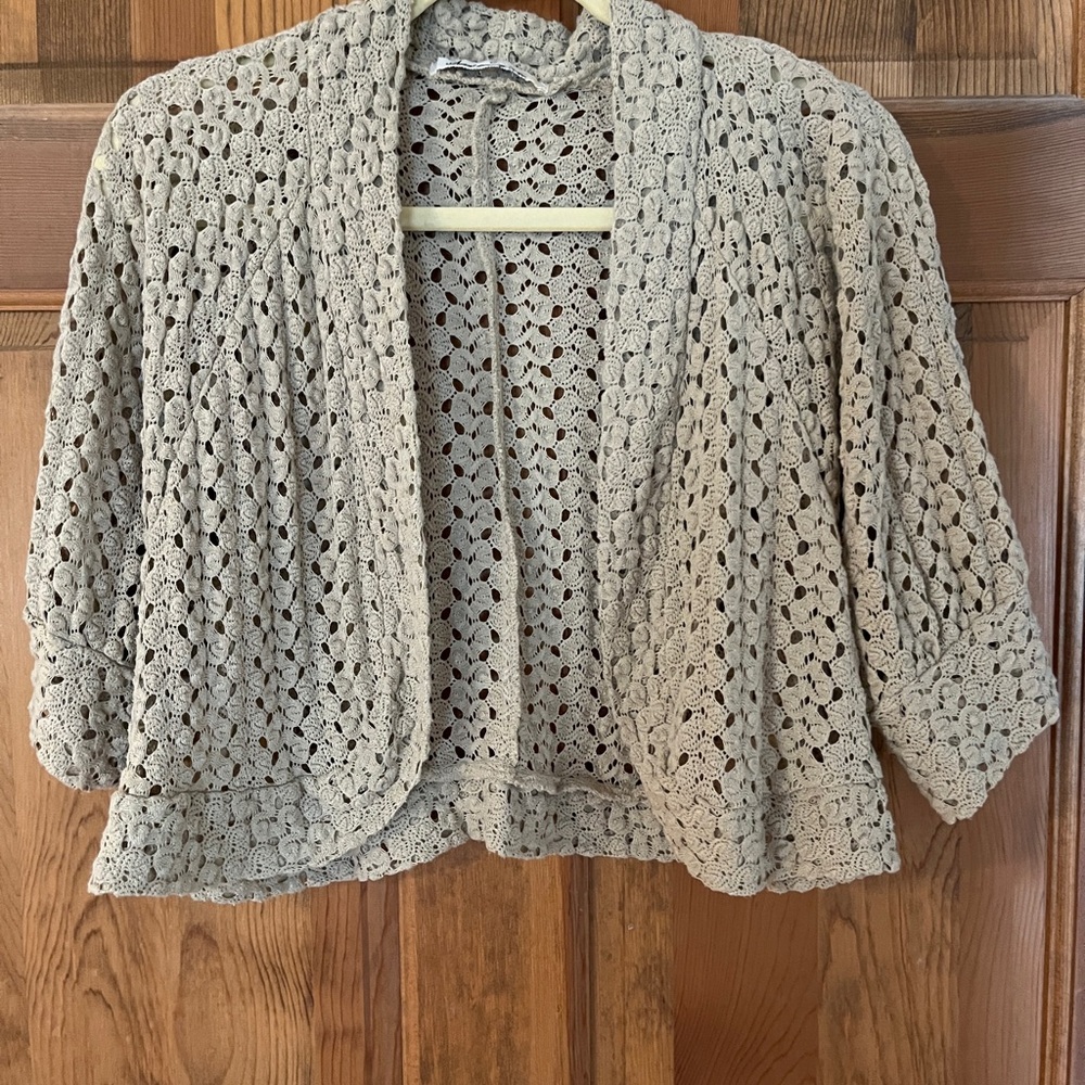 American Rag Beige Crochet Lace Shrug size 1X